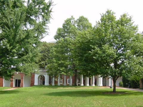 Pleasant green lawns abound.